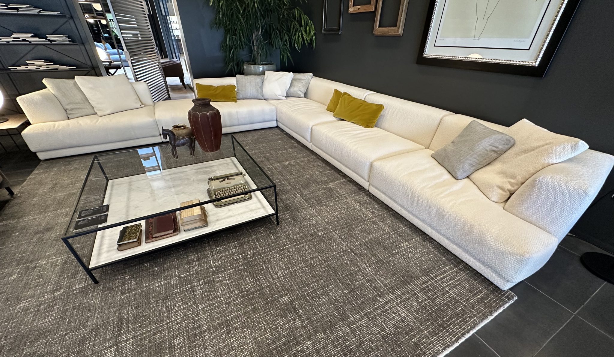 Alberese Sectional